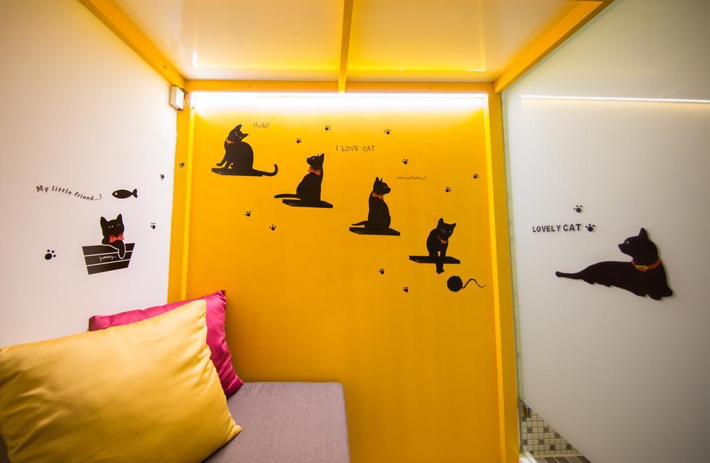 Sleepbox Hostel Тайбэй Экстерьер фото